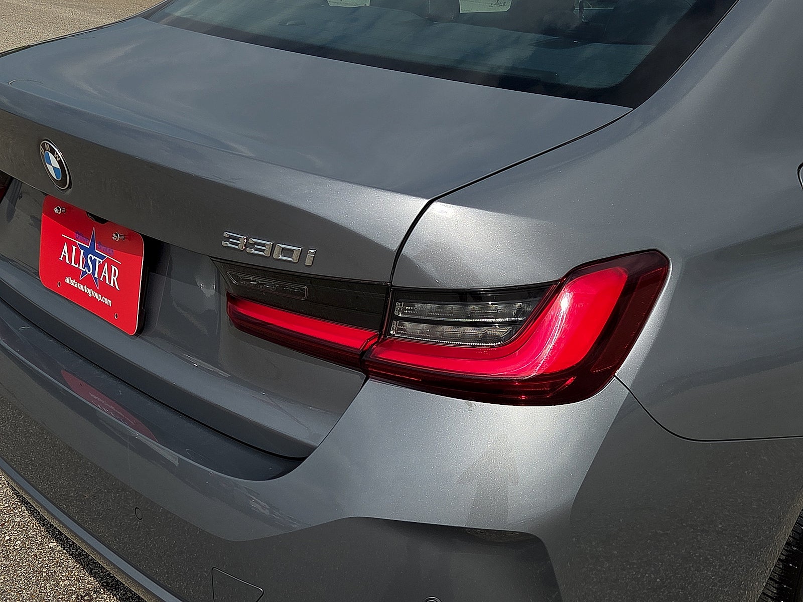 2025 BMW 3 Series 330i