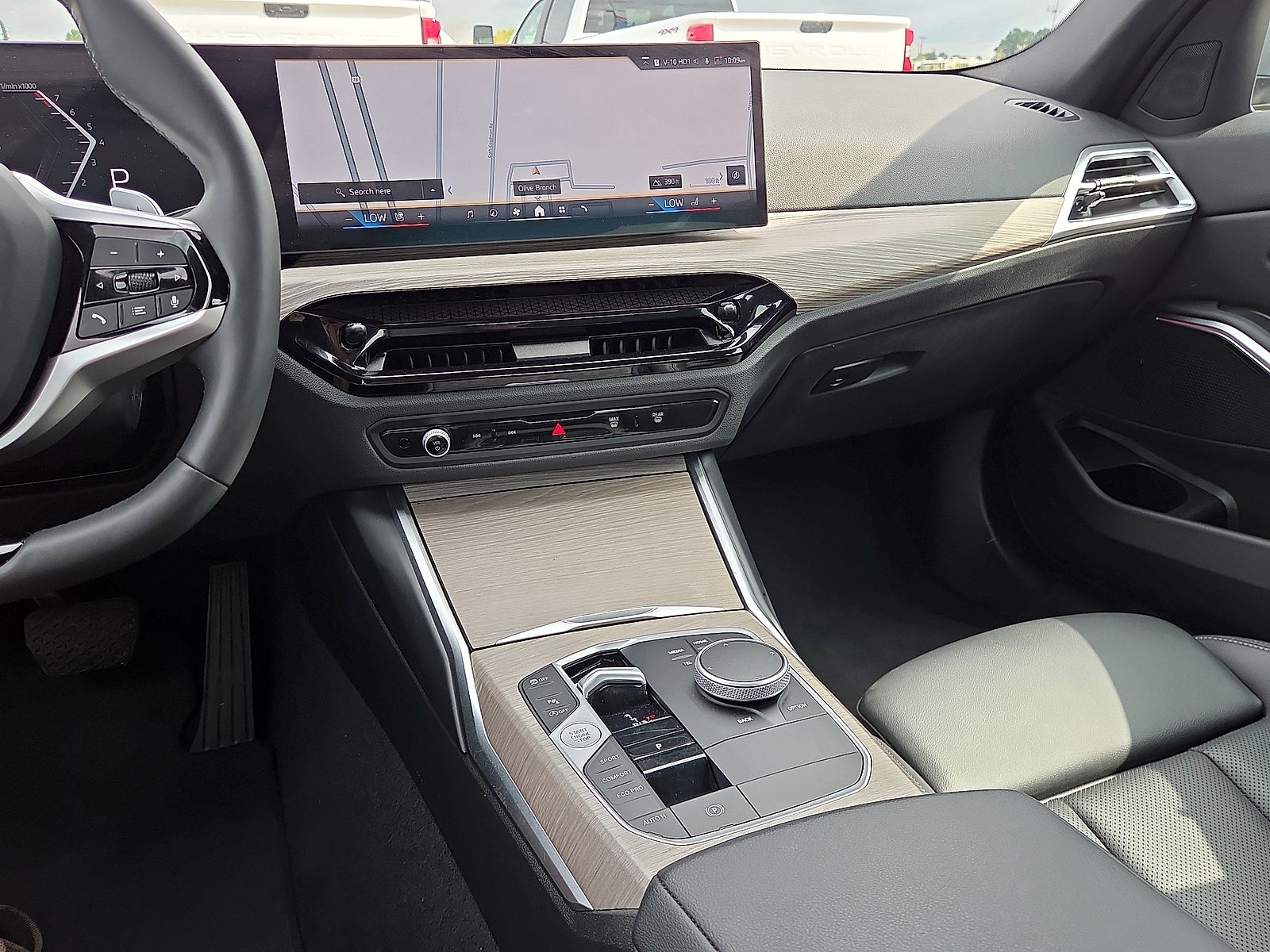 2025 BMW 3 Series 330i