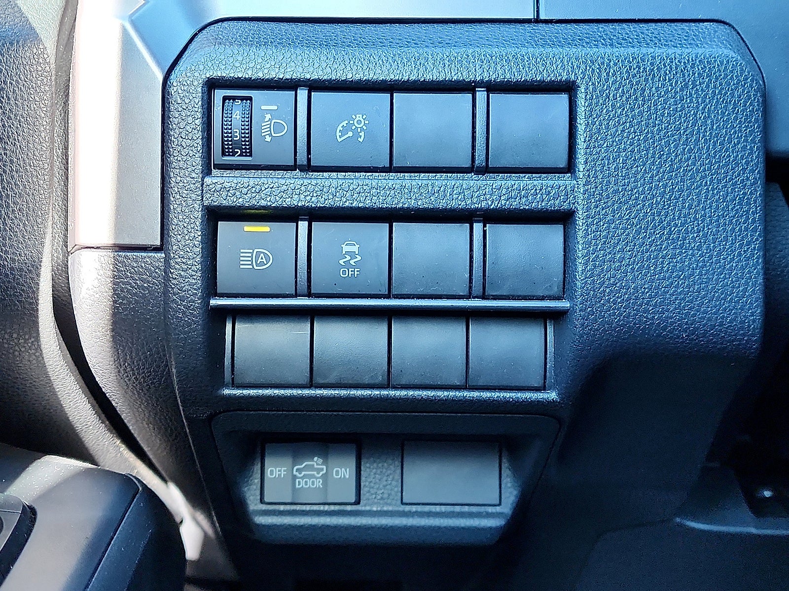 2025 Toyota Tacoma 4WD SR