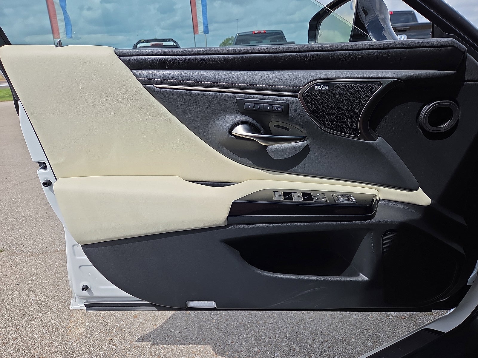 2022 Lexus ES ES 350 Ultra Luxury