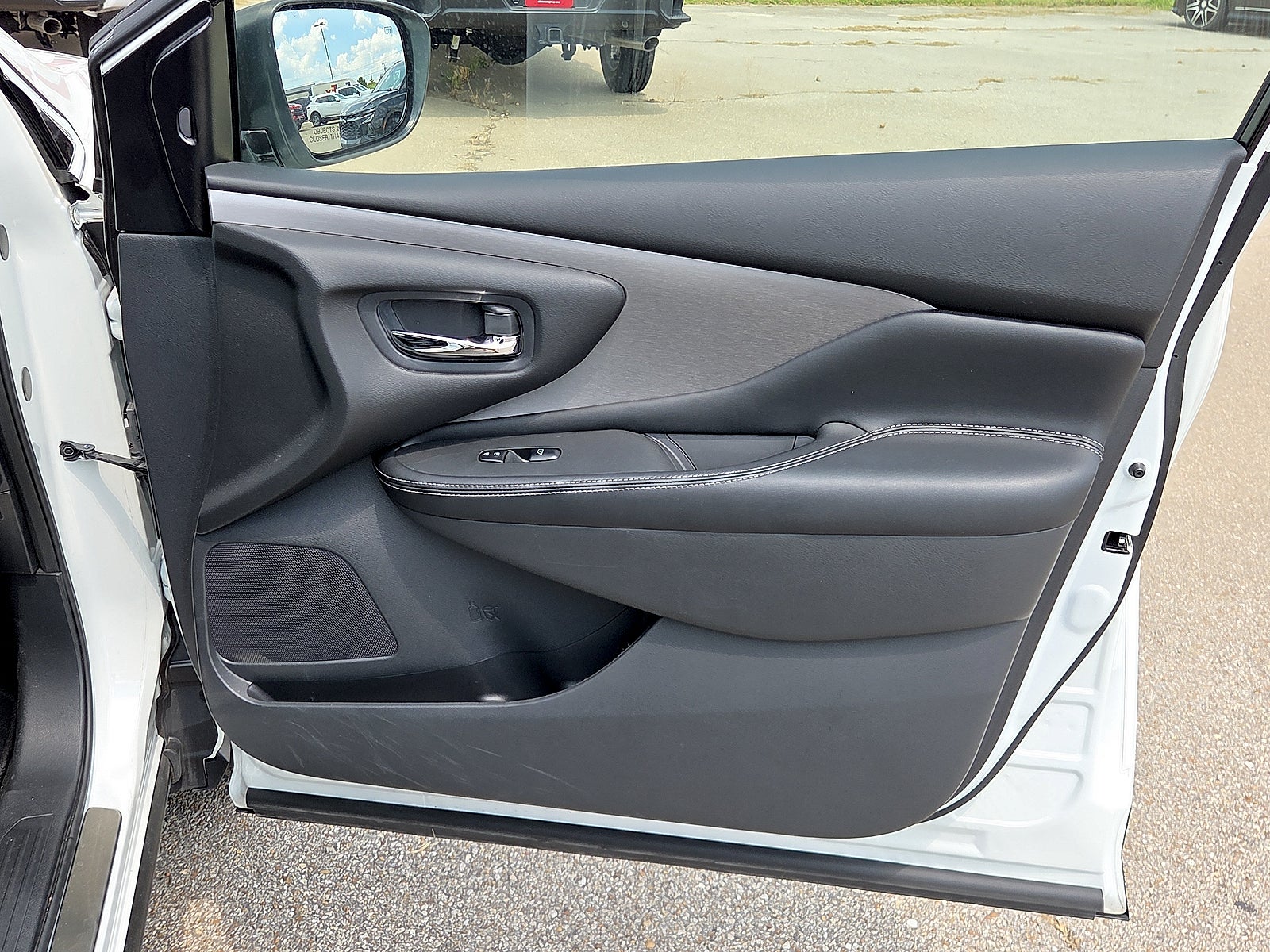 2024 Nissan Murano SV