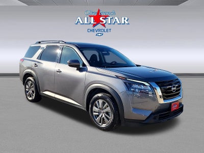 2024 Nissan Pathfinder SV