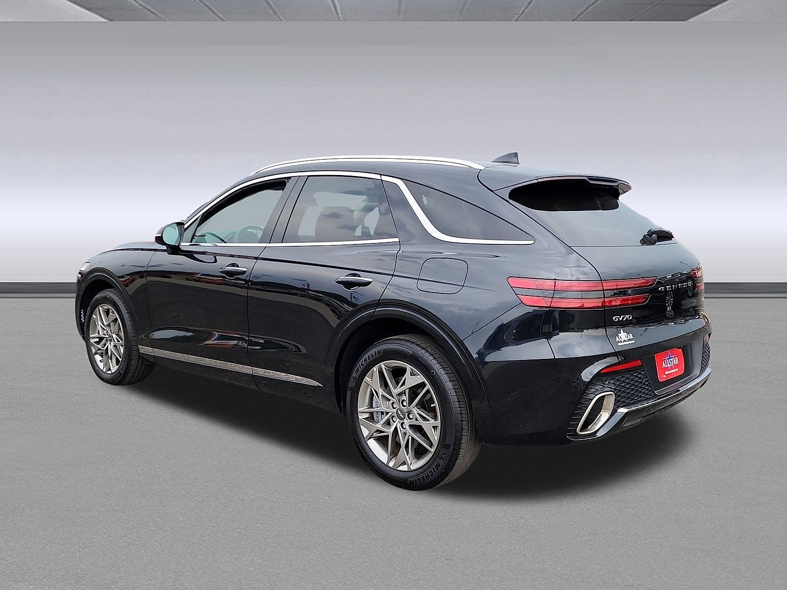 2025 Genesis GV70 2.5T