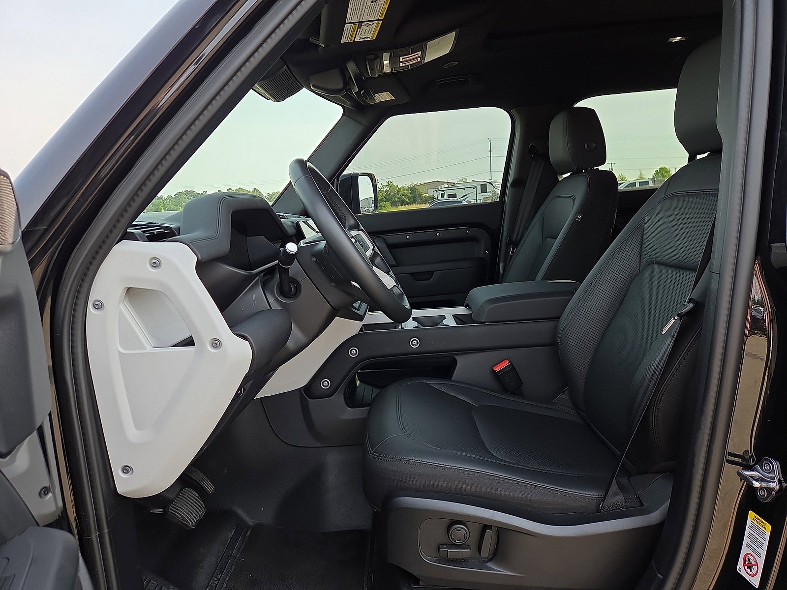 2025 Land Rover Defender S