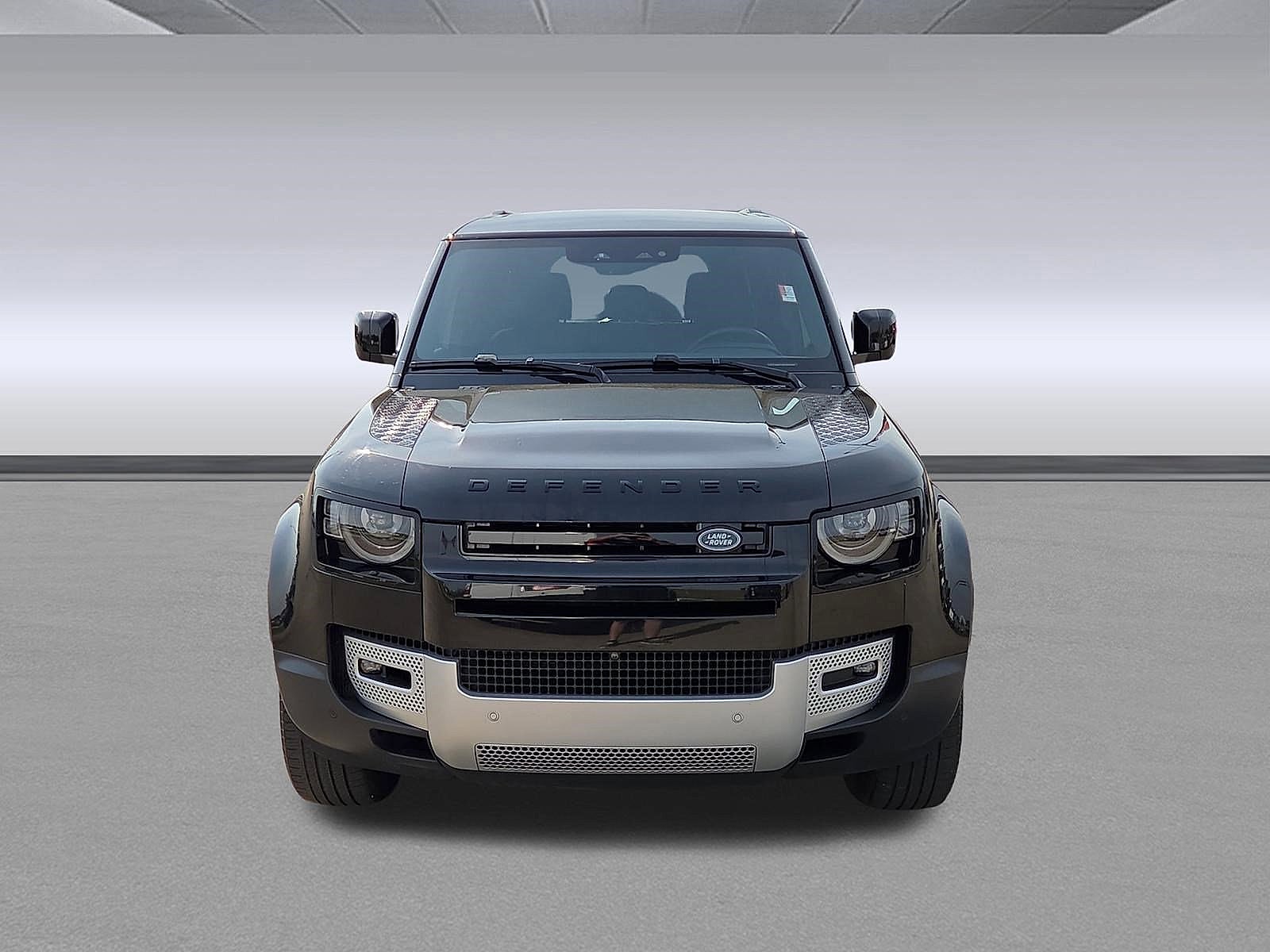 2025 Land Rover Defender S