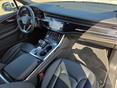 2025 Audi Q7 Premium Plus