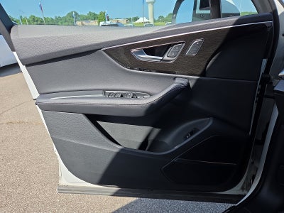2025 Audi Q7 Premium Plus