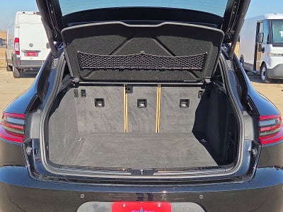 2018 Porsche Macan AWD