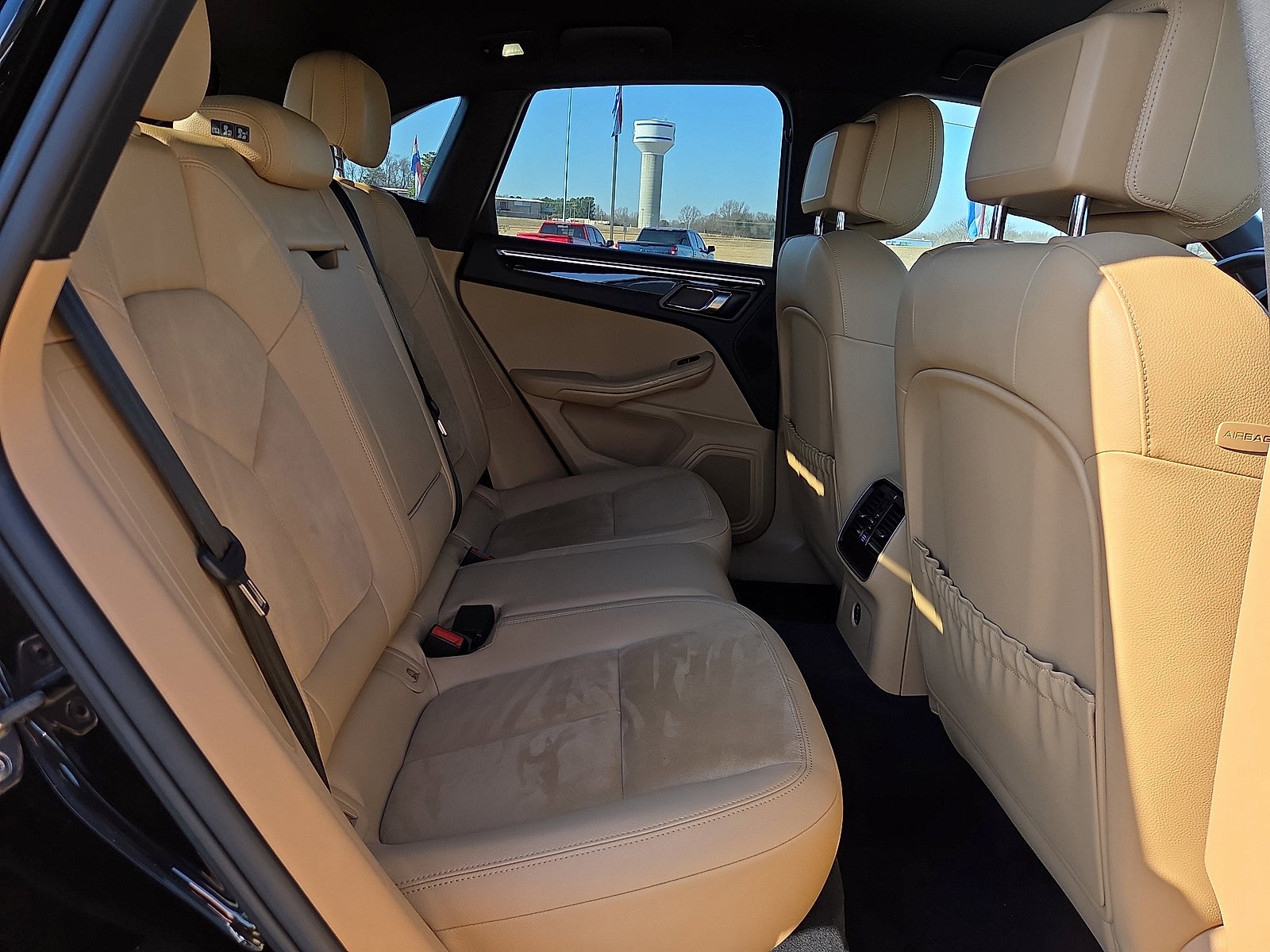 2018 Porsche Macan AWD