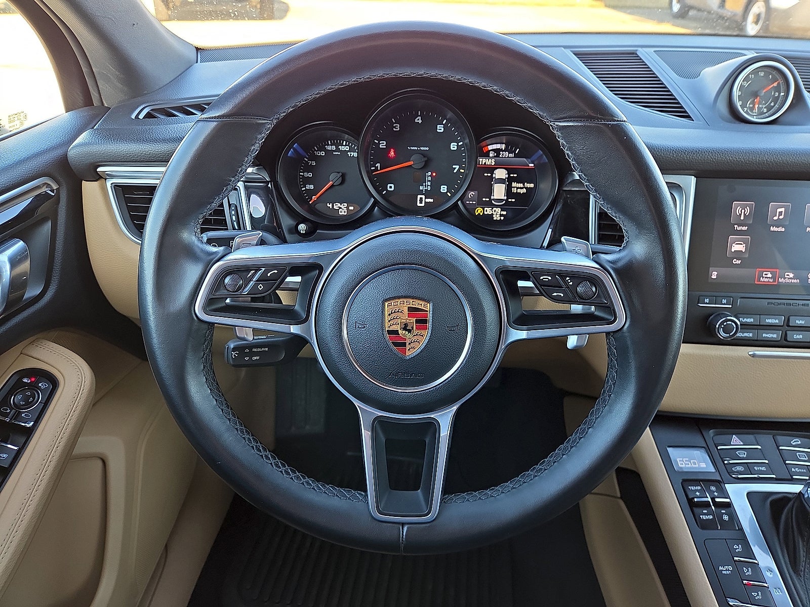 2018 Porsche Macan AWD