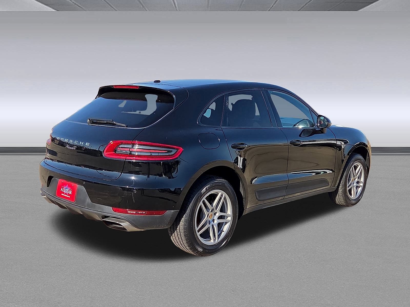 2018 Porsche Macan AWD