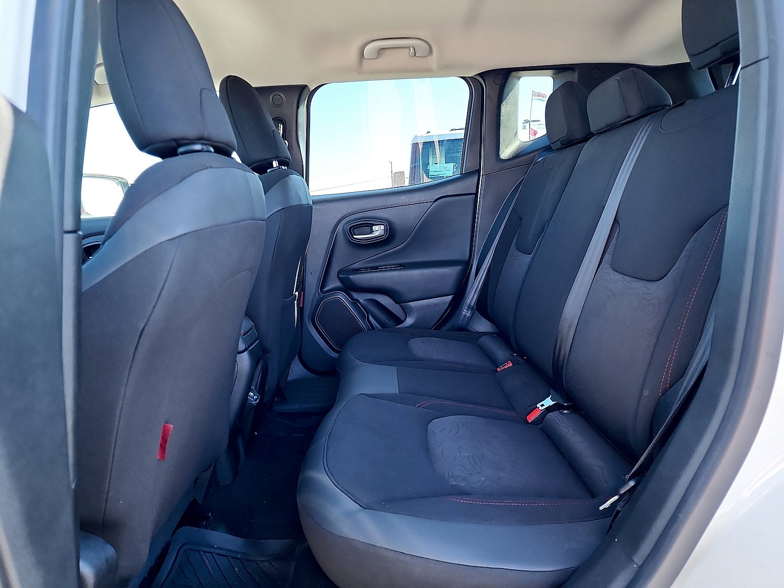 2023 Jeep Renegade Trailhawk