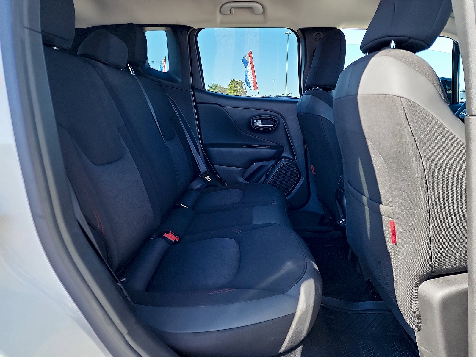 2023 Jeep Renegade Trailhawk