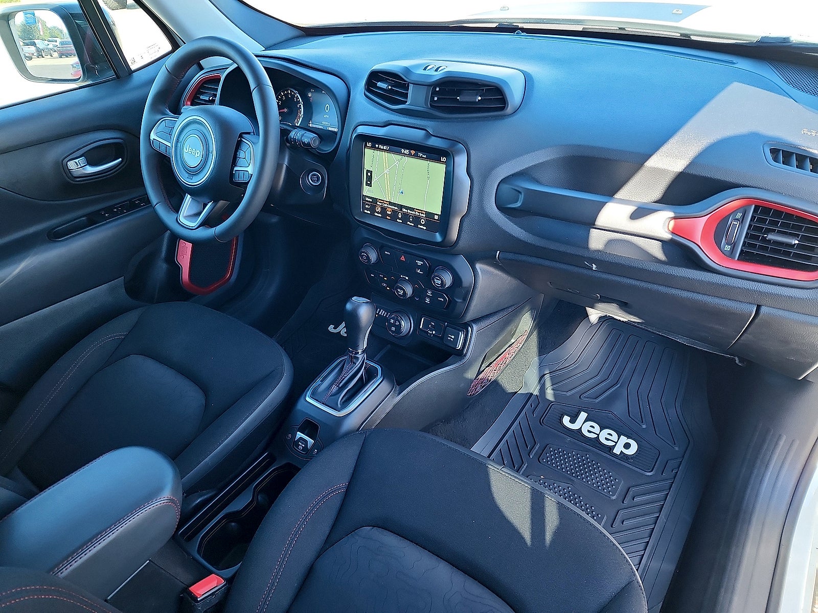 2023 Jeep Renegade Trailhawk