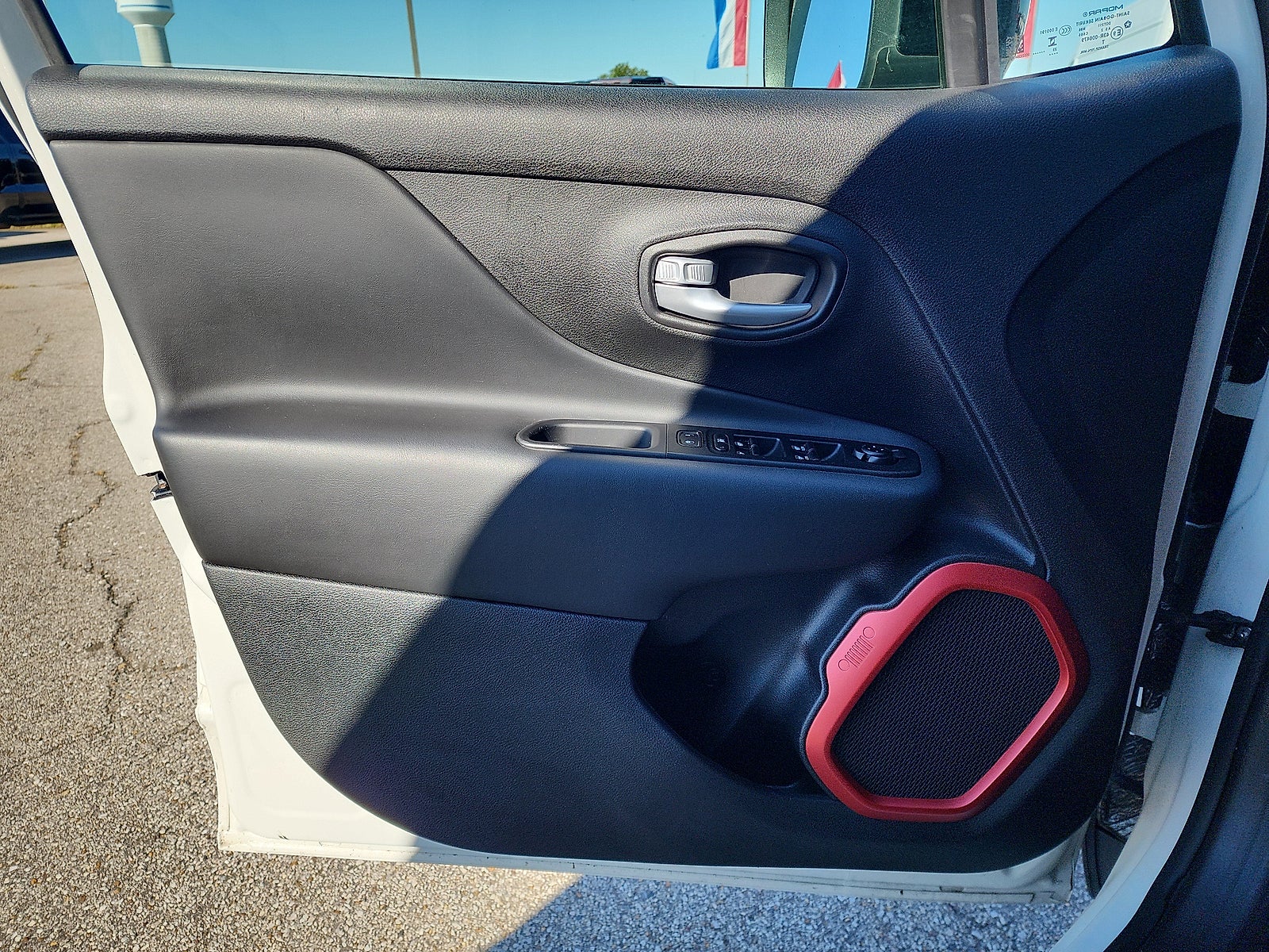 2023 Jeep Renegade Trailhawk